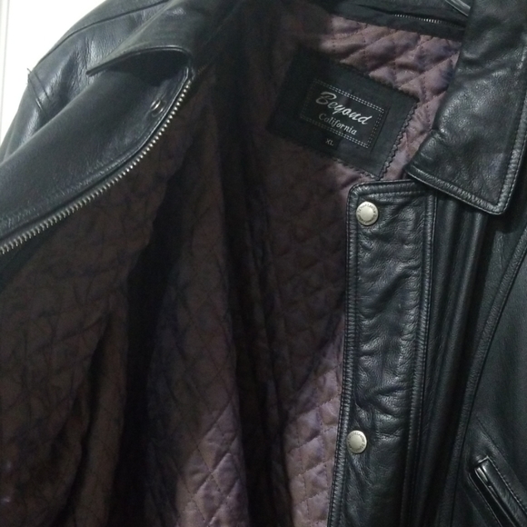 Genuine leather jacket - Picture 2 of 4